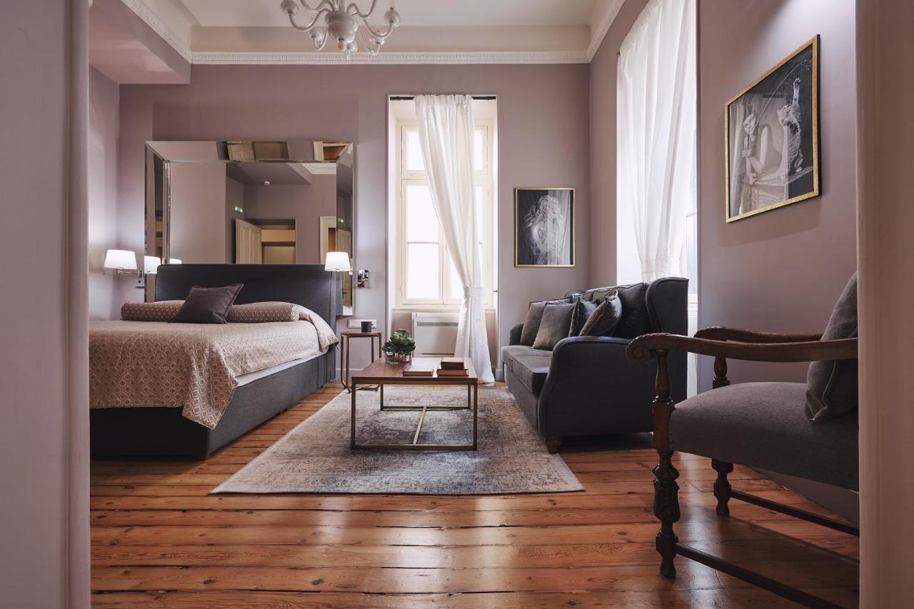 Bohemian Suites เอเธนส์ ภายนอก รูปภาพ